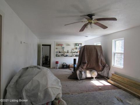 234 E Spring St, Radcliff, KY 40160 photo 21