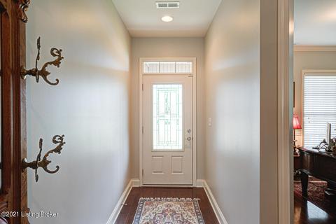 424 Paddock Dr, Versailles, KY 40383 photo 3