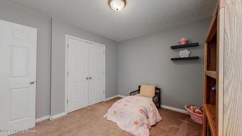 1245 Ormsby Ln, Lyndon, KY 40222 photo 28