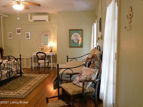 618 E Second St, Madison, IN 47250 photo 73