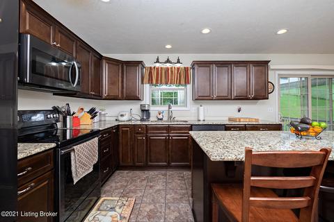 508 Conroe Dr, Radcliff, KY 40160 photo 10