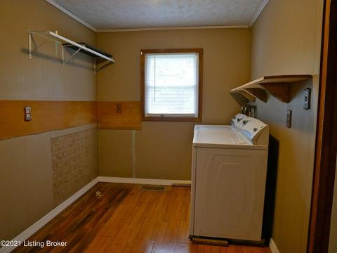 545 Spring St, Madison, IN 47250 photo 39