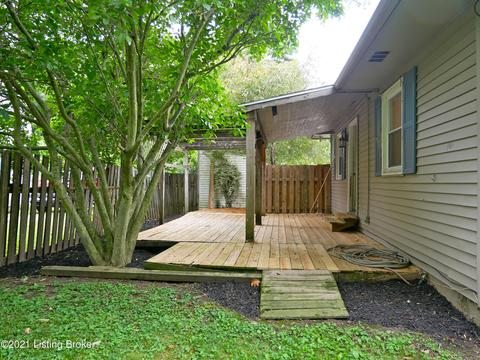 545 Spring St, Madison, IN 47250 photo 66