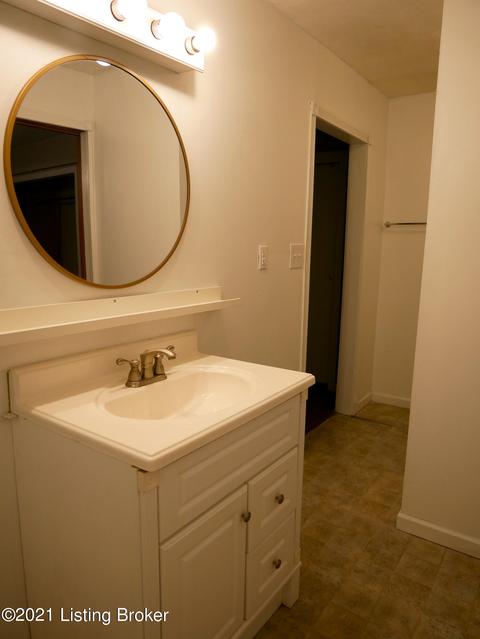 545 Spring St, Madison, IN 47250 photo 31