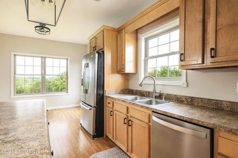 205 Graves Dr, Smithfield, KY 40068 photo 14