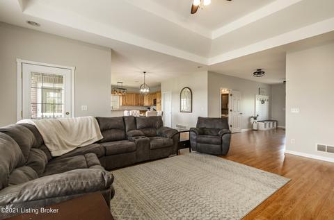 205 Graves Dr, Smithfield, KY 40068 photo 8
