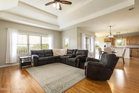 205 Graves Dr, Smithfield, KY 40068 photo 7