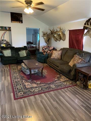 658 Kirsch Ln, Springfield, KY 40069 photo 5