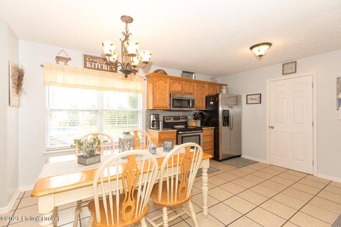 117 E Aulbern Dr, Mount Washington, KY 40047 photo 11
