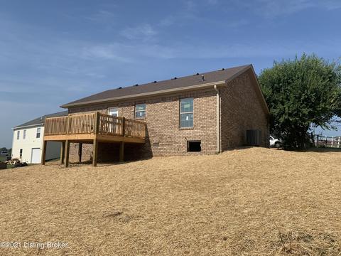 108 Apache Ct, Bloomfield, KY 40008 photo 3