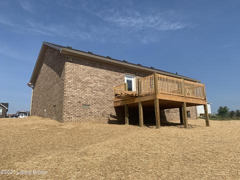 108 Apache Ct, Bloomfield, KY 40008 photo 2