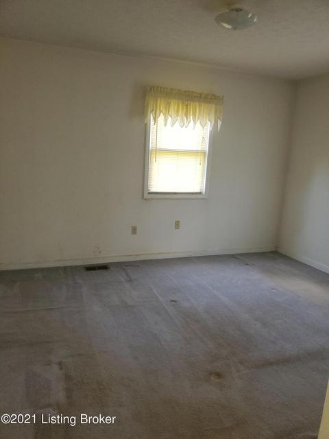 413 E High St, Springfield, KY 40069 photo 17