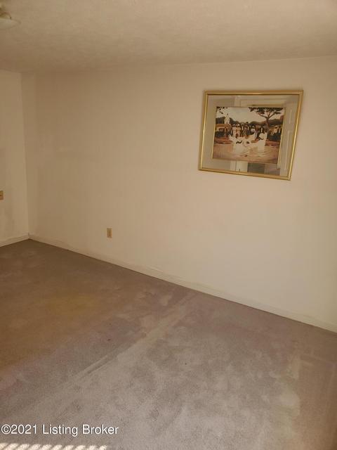 413 E High St, Springfield, KY 40069 photo 22