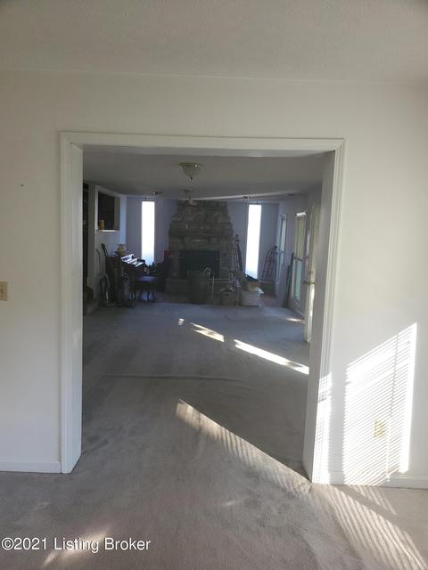 413 E High St, Springfield, KY 40069 photo 11