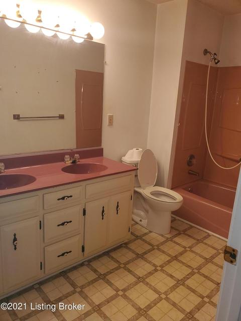 413 E High St, Springfield, KY 40069 photo 14