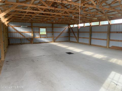 933 Walker Ln, Springfield, KY 40069 photo 11