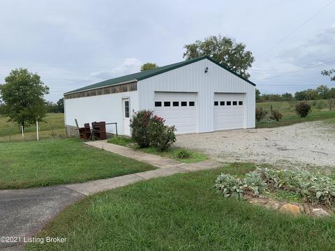 933 Walker Ln, Springfield, KY 40069 photo 4