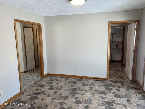 933 Walker Ln, Springfield, KY 40069 photo 18