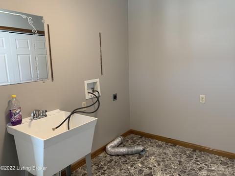 933 Walker Ln, Springfield, KY 40069 photo 28
