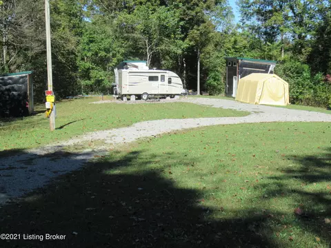 575 Neeper Rd, Edmonton, KY 42129 photo 2