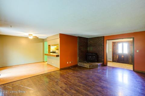 136 Walts Rd, Georgetown, IN 47122 photo 7