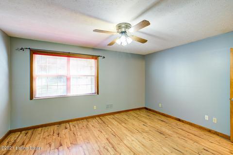 136 Walts Rd, Georgetown, IN 47122 photo 17
