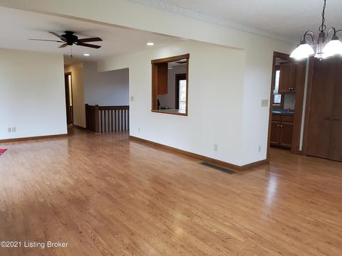 3510 Twin View Ct, Floyds Knobs, IN 47119 photo 11