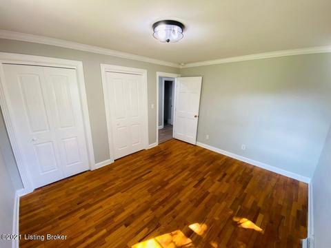 304 Mayes Ave, Springfield, KY 40069 photo 9