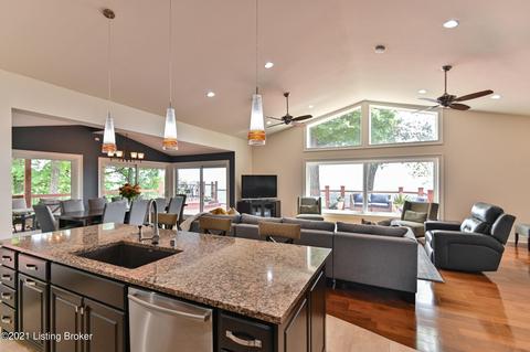 2011 Murvin Dr, Floyds Knobs, IN 47119 photo 15