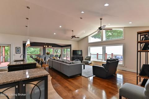 2011 Murvin Dr, Floyds Knobs, IN 47119 photo 10