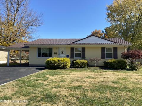 8701 Bluebell Dr, Louisville, KY 40219