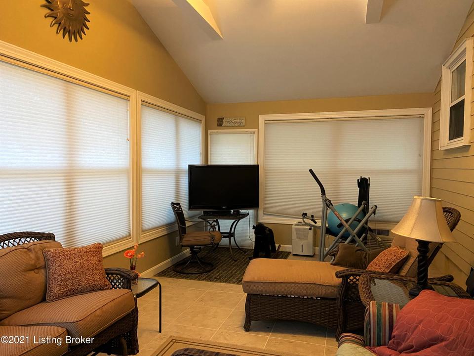  8701 Bluebell Dr, Louisville, KY 40219 photo 26