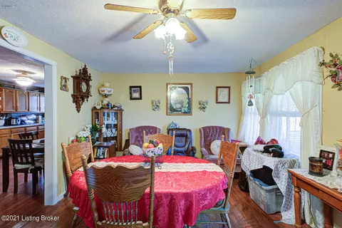 585 Letts Rd, Brooks, KY 40109 photo 5