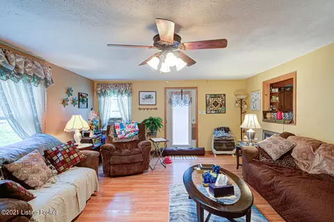 585 Letts Rd, Brooks, KY 40109 photo 13