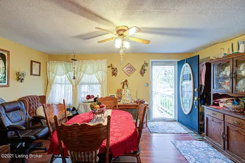 585 Letts Rd, Brooks, KY 40109 photo 6