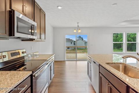 155 Ruby Farm Dr, Mount Washington, KY 40047 photo 5