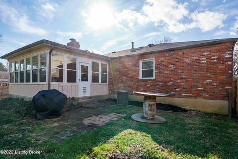 809 Echo Bridge Rd, Middletown, KY 40243 photo 7