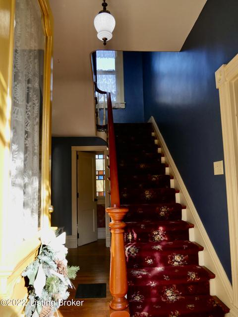 509 Jefferson St, Madison, IN 47250 photo 4