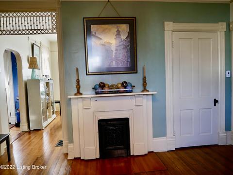 509 Jefferson St, Madison, IN 47250 photo 17