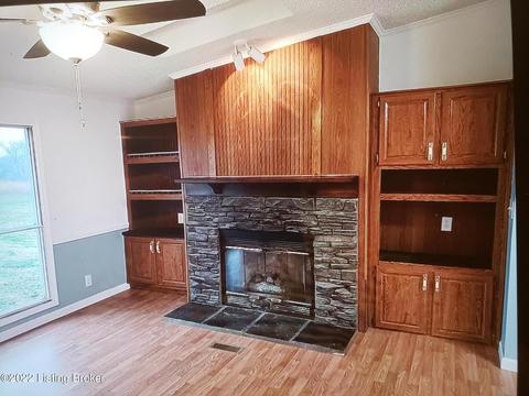 1511 Spaulding Ln, Springfield, KY 40069 photo 3