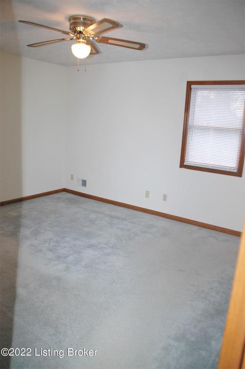 74 Oakwood Cir, Pendleton, KY 40055 photo 16