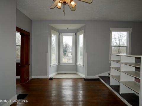 135 E Main St, Hanover, IN 47243 photo 14