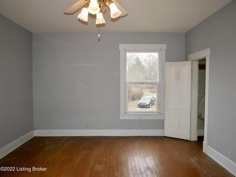 135 E Main St, Hanover, IN 47243 photo 22