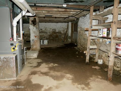 135 E Main St, Hanover, IN 47243 photo 48