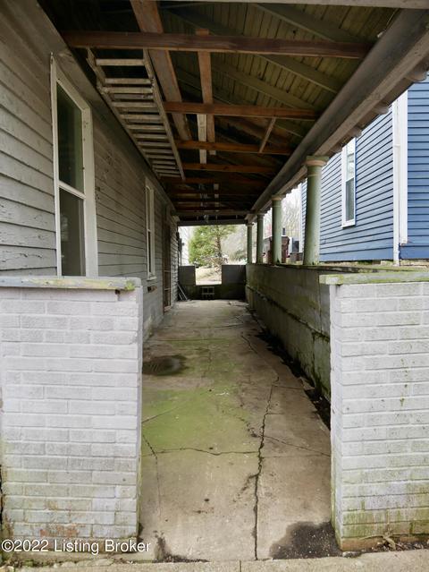 135 E Main St, Hanover, IN 47243 photo 43