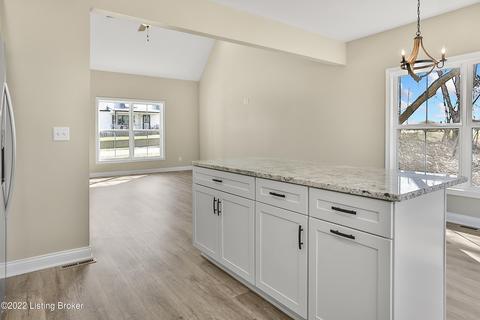 660 Peytona Beach Rd, Waddy, KY 40076 photo 11