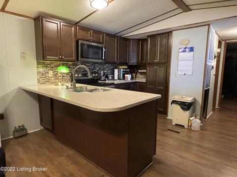 79 Ruby Ave, Bee Spring, KY 42207 photo 14
