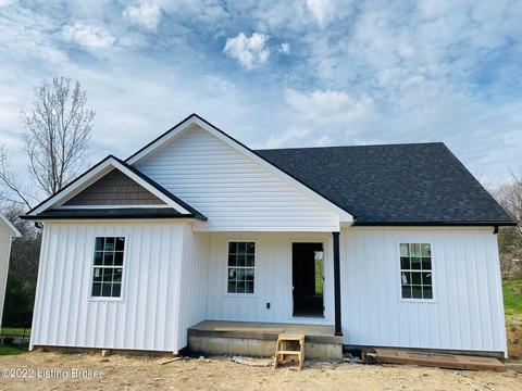 105 Oak Dr, Springfield, KY 40069 photo 1