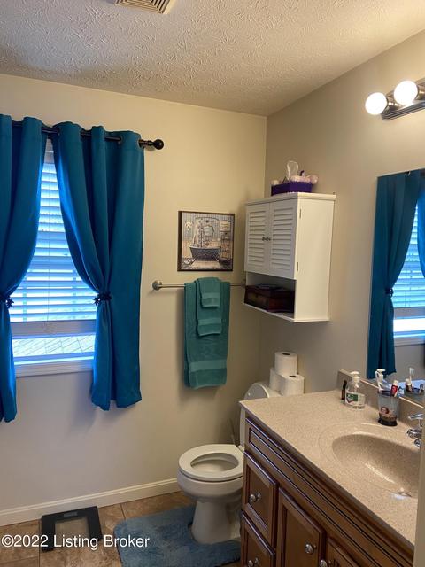 108 Ruby Ct, Radcliff, KY 40160 photo 12