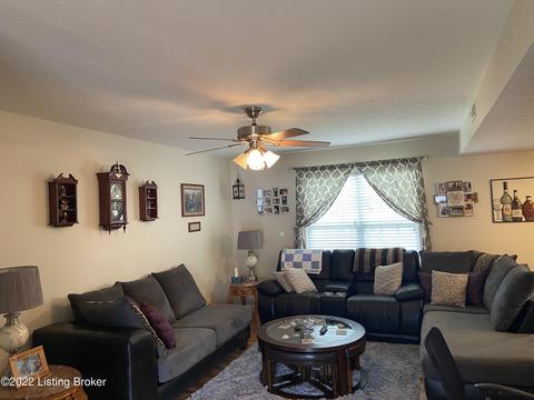 108 Ruby Ct, Radcliff, KY 40160 photo 2